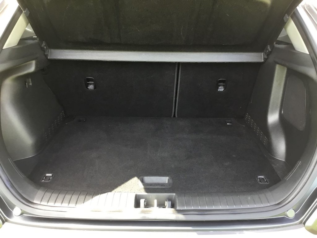 Used Hyundai KONA 2018 for sale - 76154423: Photo 33