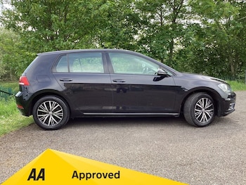 Used Volkswagen Golf 2018 for sale - 78514997: Photo