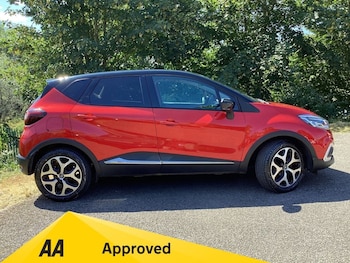 Used Renault Captur 2019 for sale - 79350520: Photo
