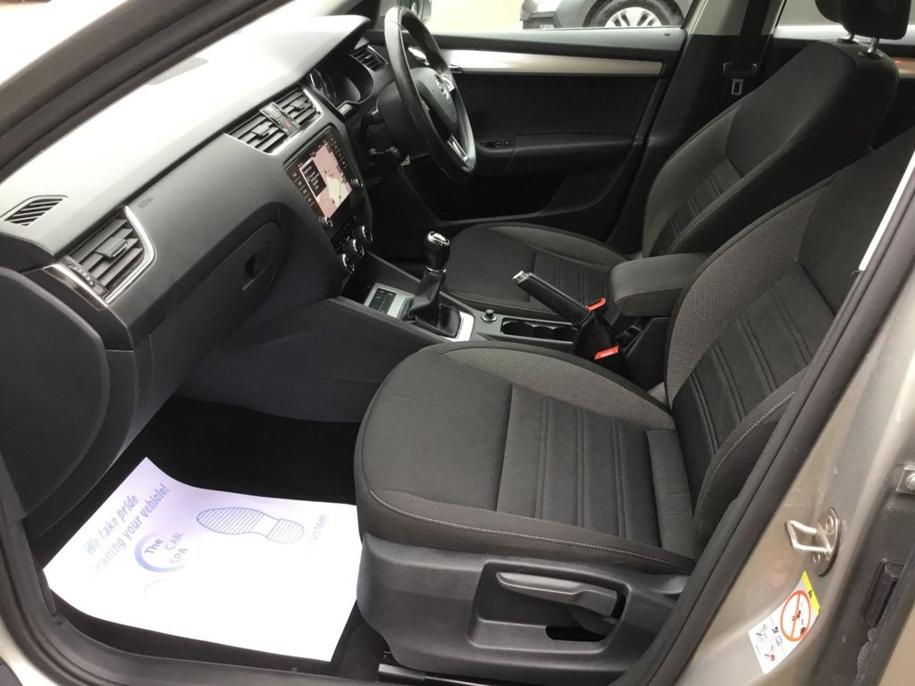 Used Skoda Octavia 2017 for sale - 76228900: Photo 14