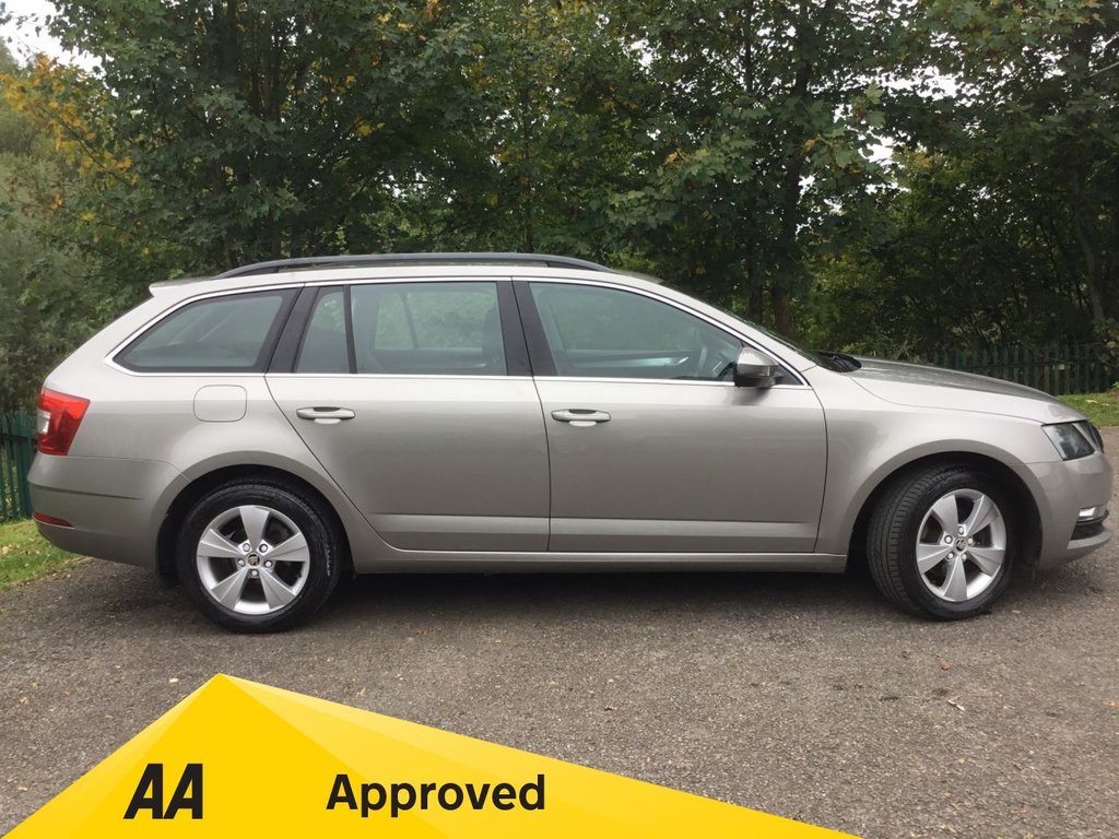 Used Skoda Octavia 2017 for sale - 76228900: Photo 3