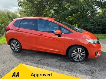 Used Honda Jazz 2016 for sale - 76154432: Photo