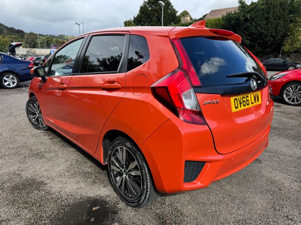 Used Honda Jazz 2016 for sale - 76154432: Photo 8
