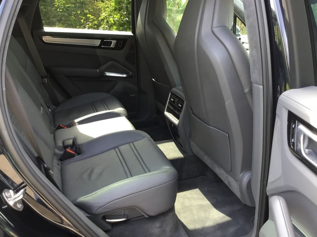 Used Porsche Cayenne 2019 for sale - 76923425: Photo 28