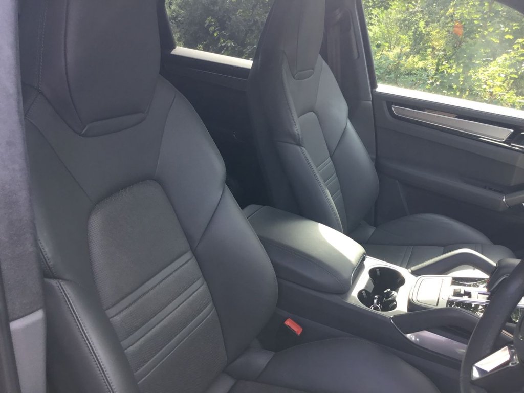 Used Porsche Cayenne 2019 for sale - 76923425: Photo 29