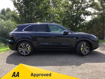 Used Porsche Cayenne 2019 for sale - 76923425: Photo