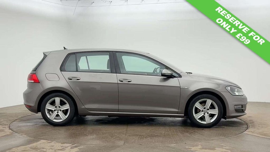Used Volkswagen Golf 2017 for sale - 77755286: Photo 2