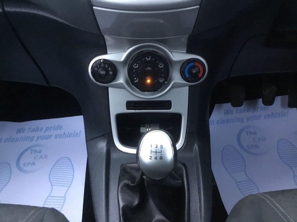 Used Ford Fiesta 2010 for sale - 77027208: Photo 15