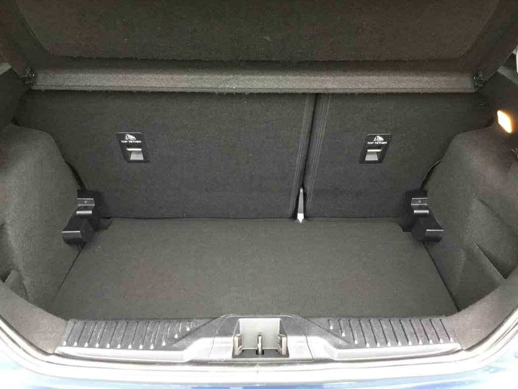 Used Ford Fiesta 2018 for sale - 76228909: Photo 30