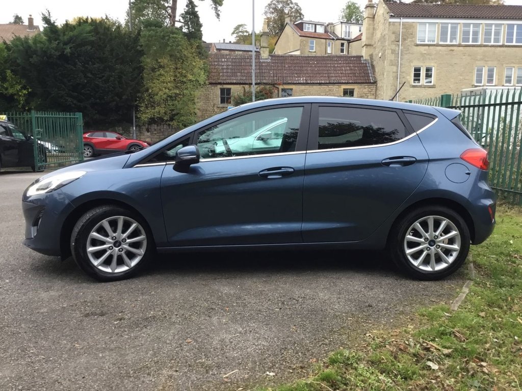 Used Ford Fiesta 2018 for sale - 76228909: Photo 7