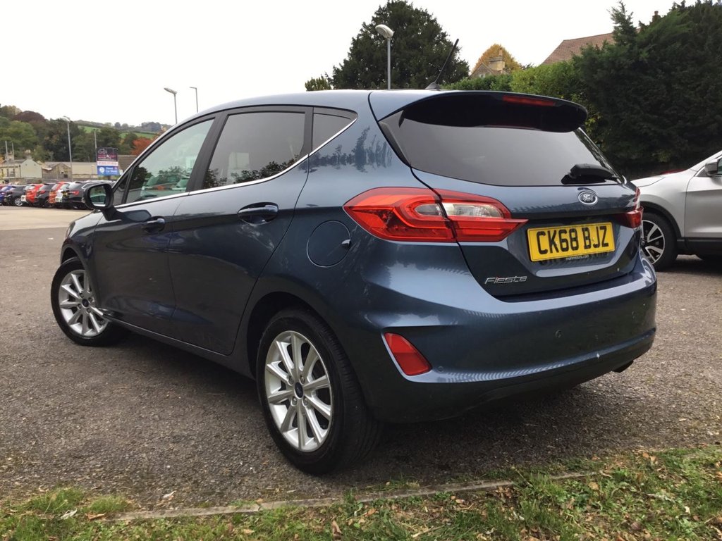 Used Ford Fiesta 2018 for sale - 76228909: Photo 8