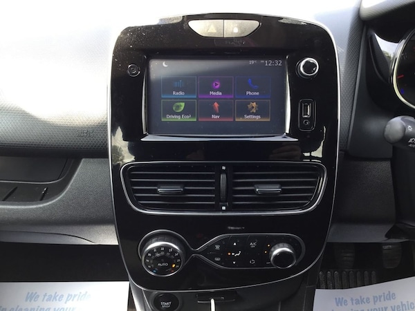 Used Renault Clio 2017 for sale - 75538208: Photo 17