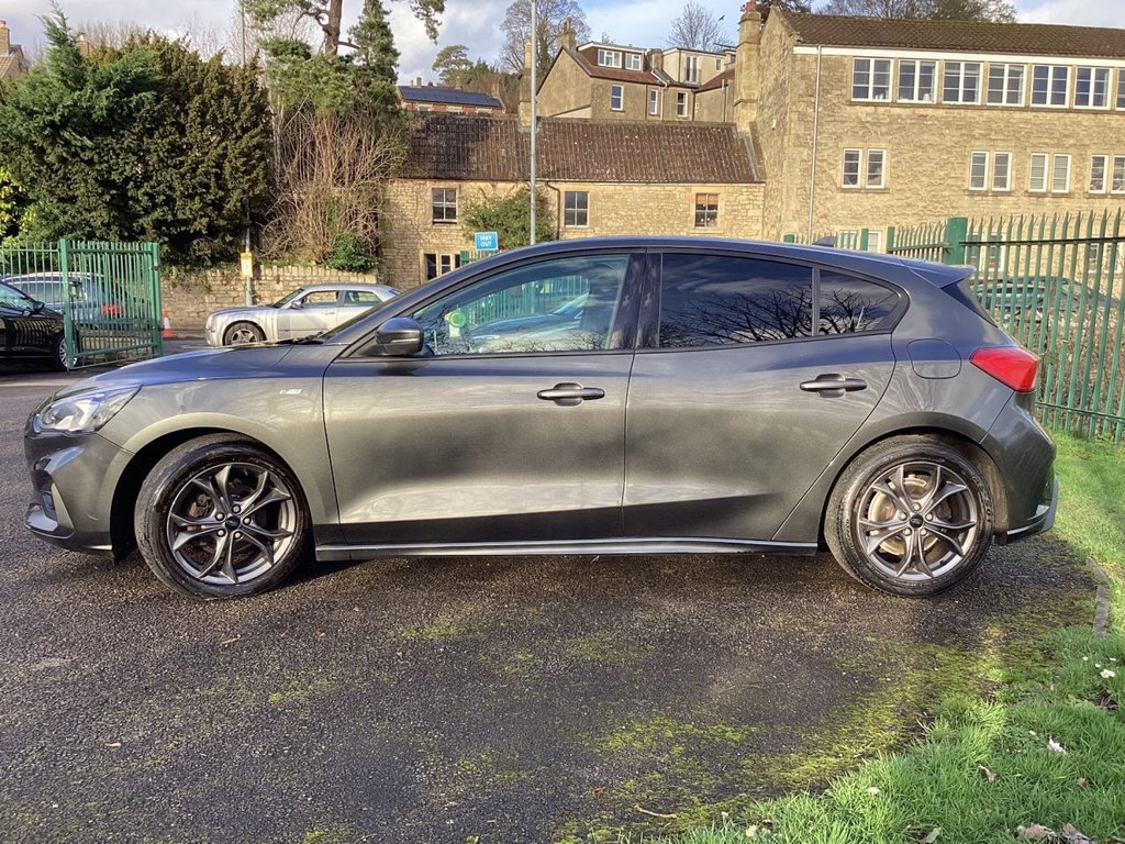 Used Ford Focus 2018 for sale - 77680874: Photo 6