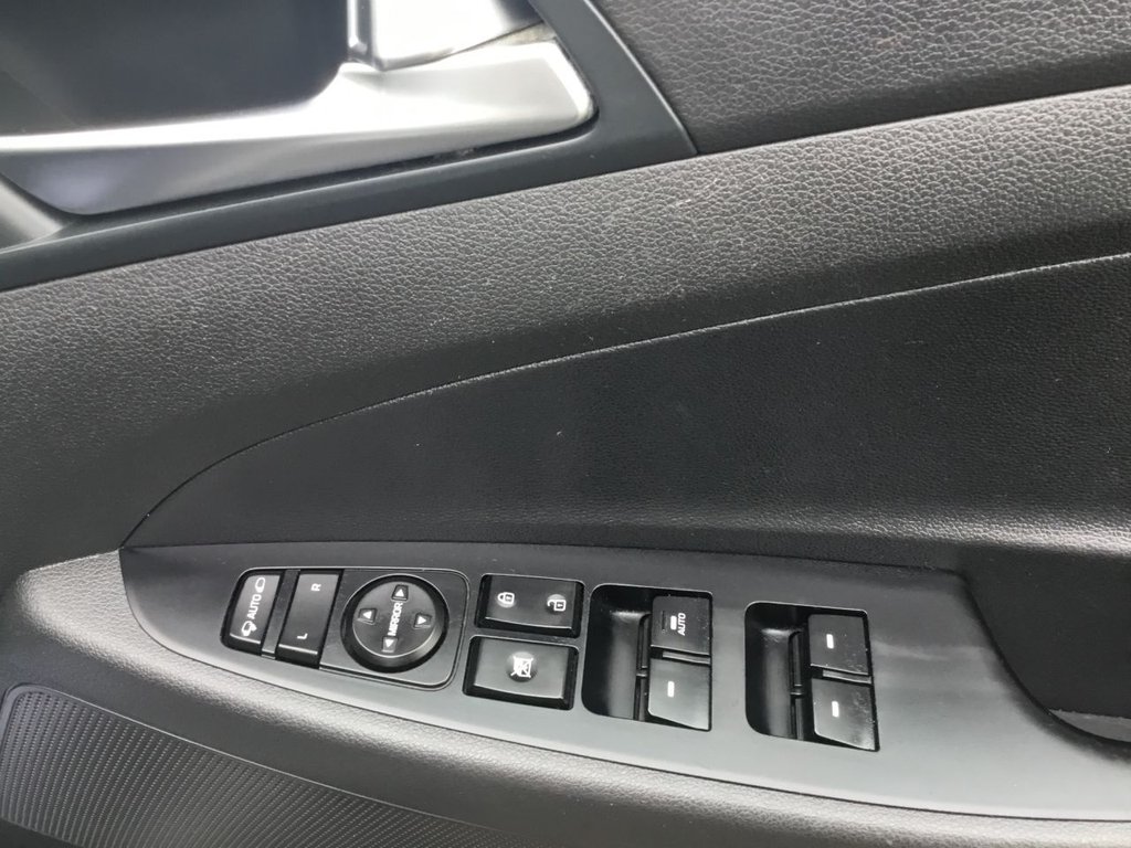 Used Hyundai TUCSON 2017 for sale - 76361613: Photo 26