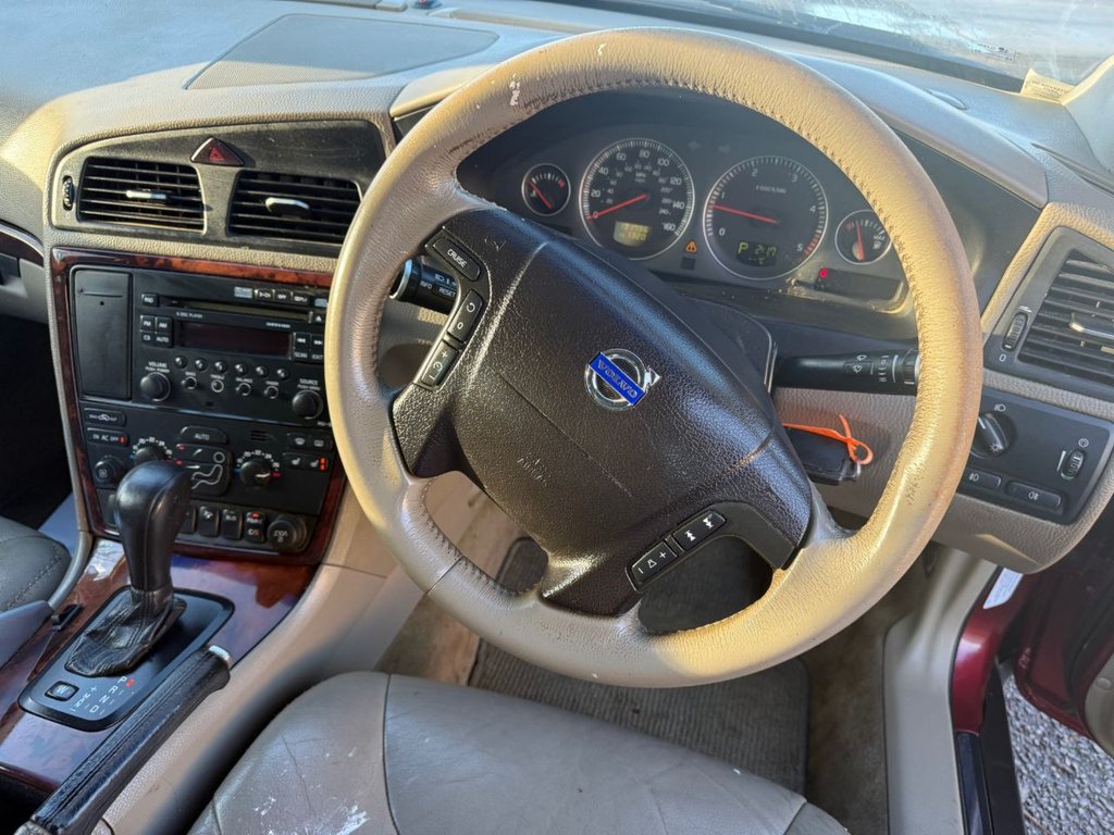 Used Volvo XC70 2006 for sale - 76900543: Photo 11