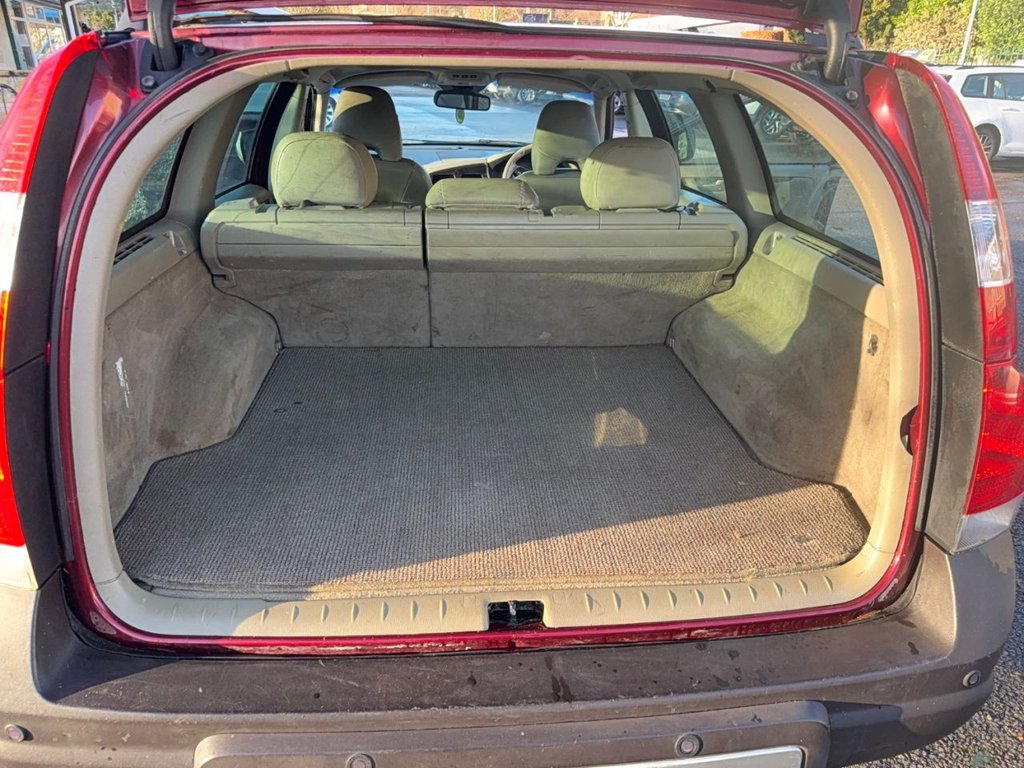 Used Volvo XC70 2006 for sale - 76900543: Photo 18