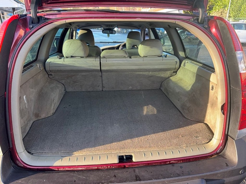 Used Volvo XC70 2006 for sale - 76900543: Photo 19