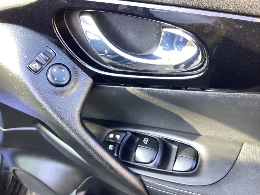 Used Nissan Qashqai 2014 for sale - 77370017: Photo 27