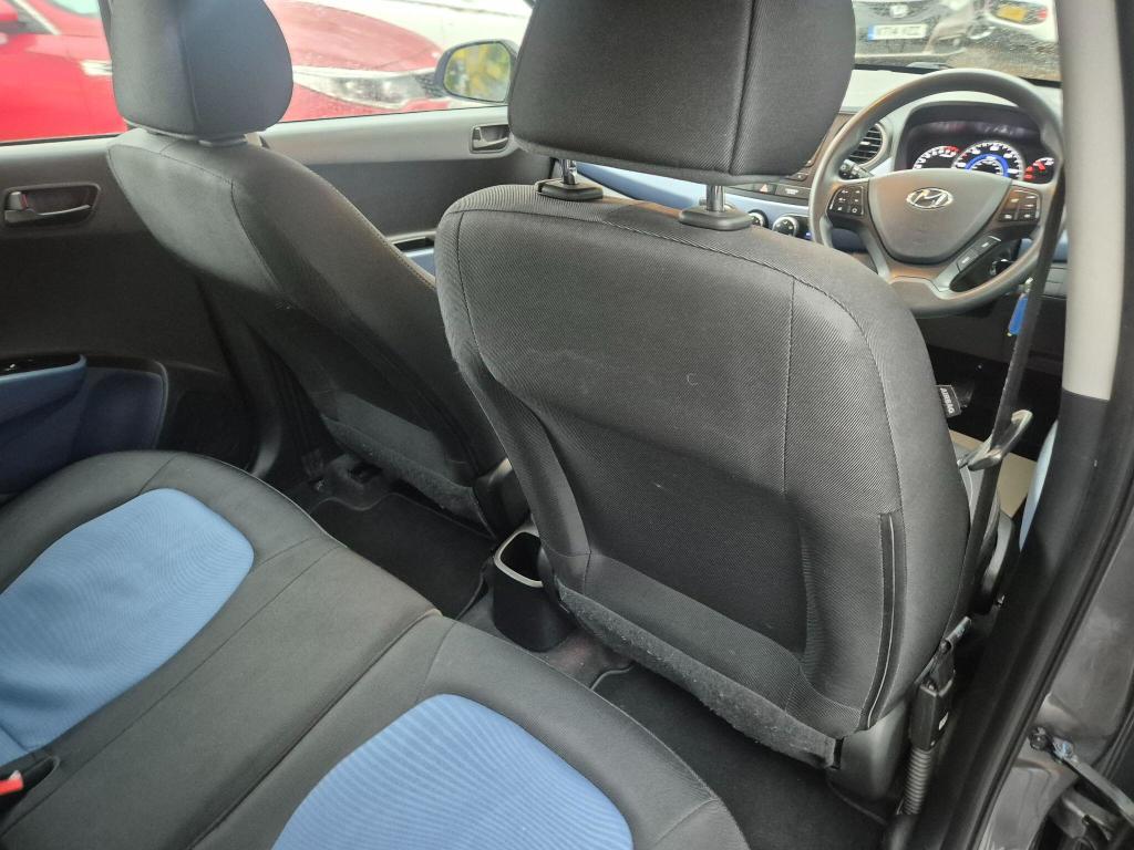 Used Hyundai i10 2017 for sale - 77962092: Photo 27