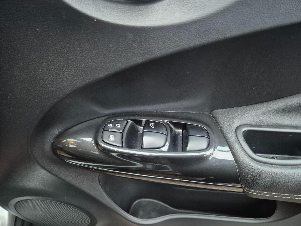 Used Nissan Juke 2015 for sale - 77037587: Photo 17