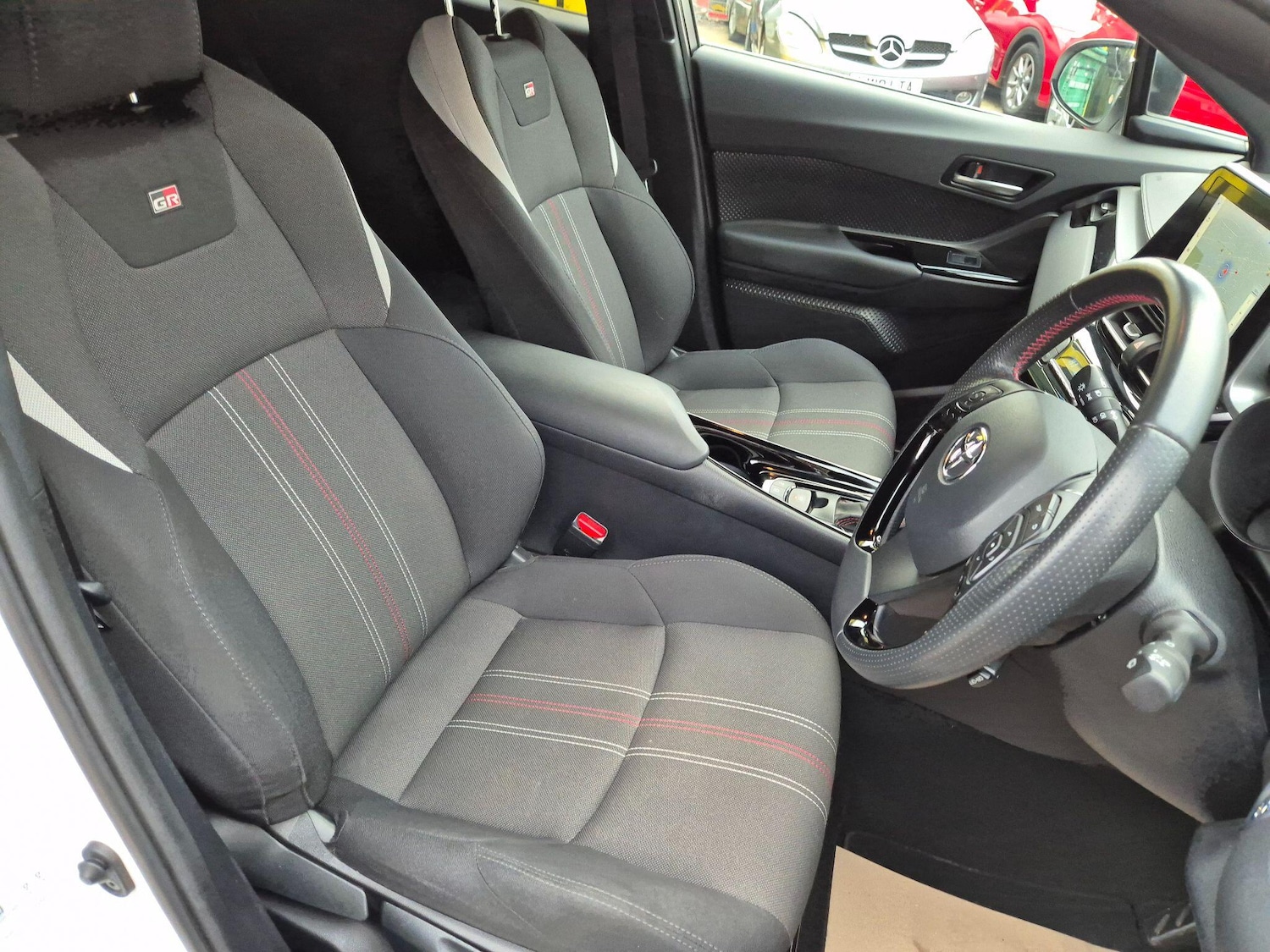 Used Toyota C-HR 2022 for sale - 76787840: Photo 15