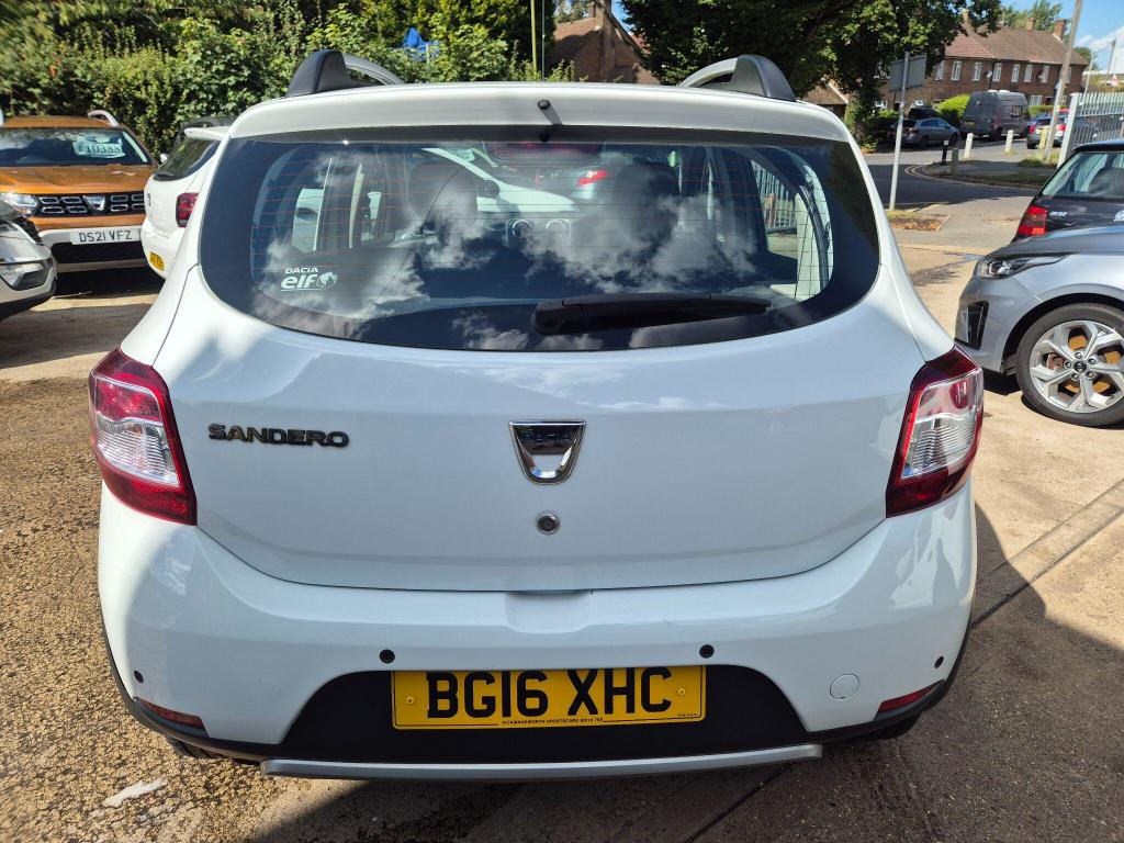 Used Dacia Sandero Stepway 2016 for sale - 77023064: Photo 8