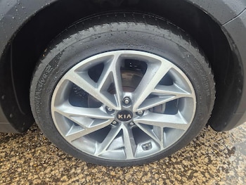 Used Kia Niro 2020 for sale - 77195618: Photo