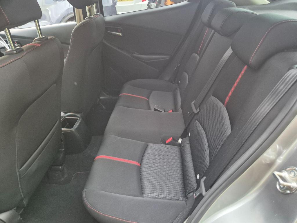 Used Mazda Mazda2 2015 for sale - 77023102: Photo 30