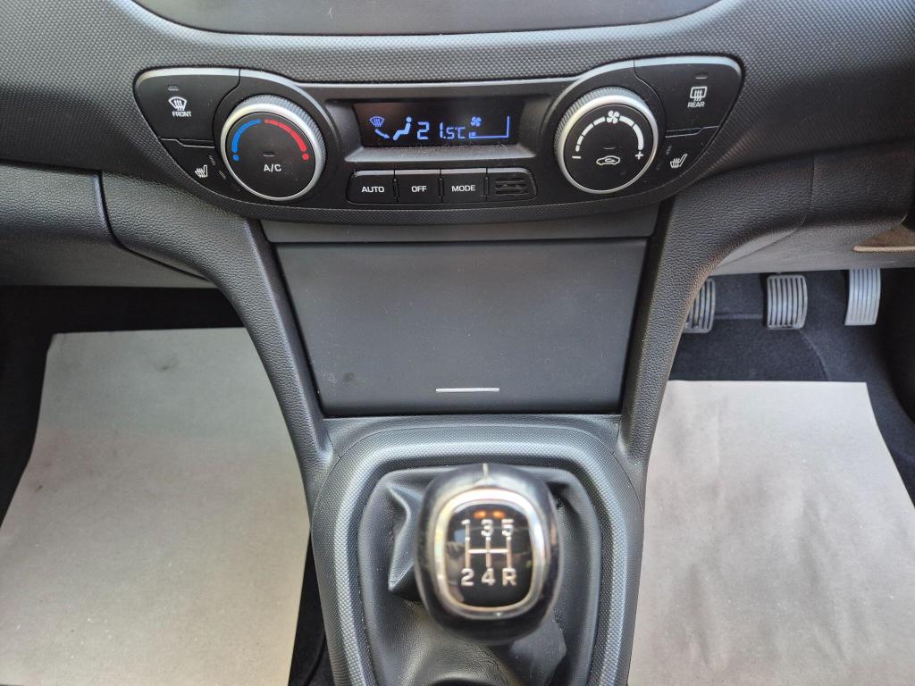 Used Hyundai i10 2017 for sale - 77931484: Photo 27