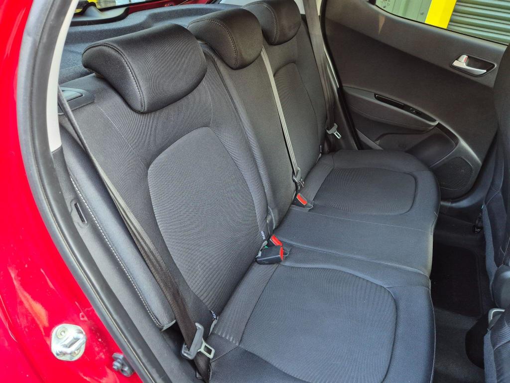 Used Hyundai i10 2017 for sale - 77931484: Photo 29