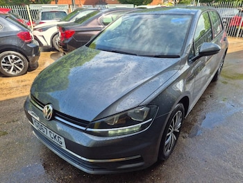 Used Volkswagen Golf 2017 for sale - 79271765: Photo