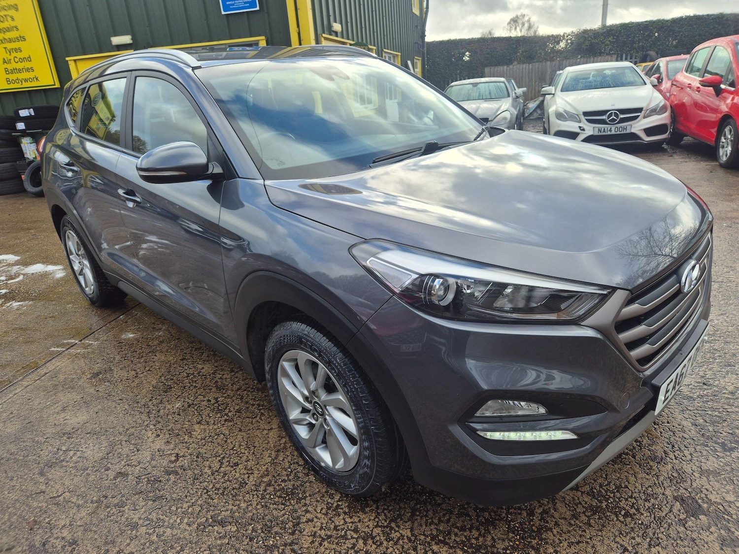 Used Hyundai TUCSON 2017 for sale - 76787839: Photo 3