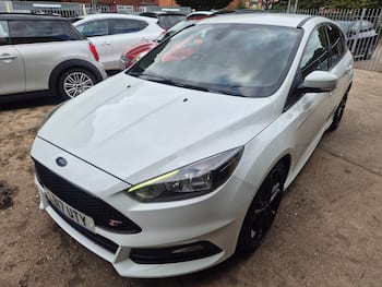Used Ford Focus 2017 for sale - 79826050: Photo