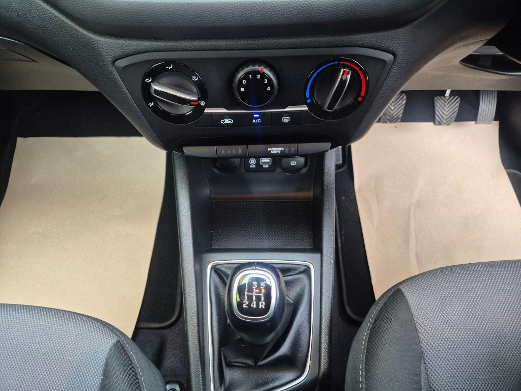 Used Hyundai i20 2019 for sale - 77871816: Photo 27