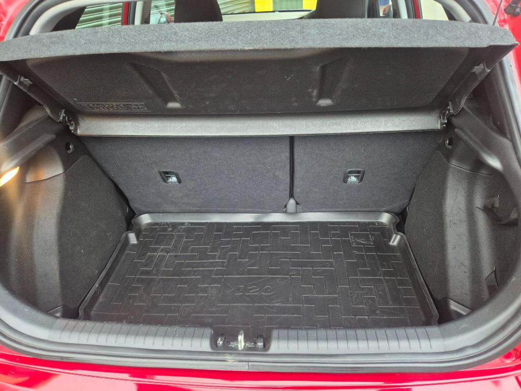 Used Hyundai i20 2019 for sale - 77871816: Photo 33