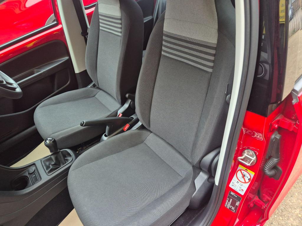 Used Volkswagen up! 2023 for sale - 77888532: Photo 40