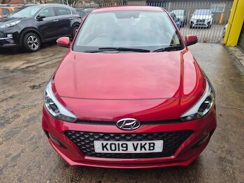 Used Hyundai i20 2019 for sale - 77207310: Photo