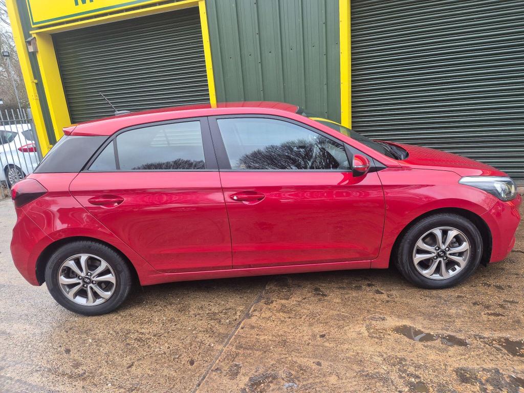 Used Hyundai i20 2019 for sale - 77541823: Photo 5