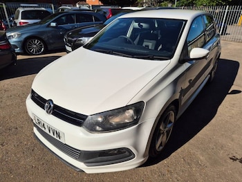 Used Volkswagen Polo 2014 for sale - 78457523: Photo