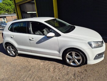 Used Volkswagen Polo 2014 for sale - 78457523: Photo