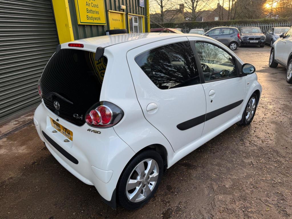 Used Toyota AYGO 2011 for sale - 78029697: Photo 6