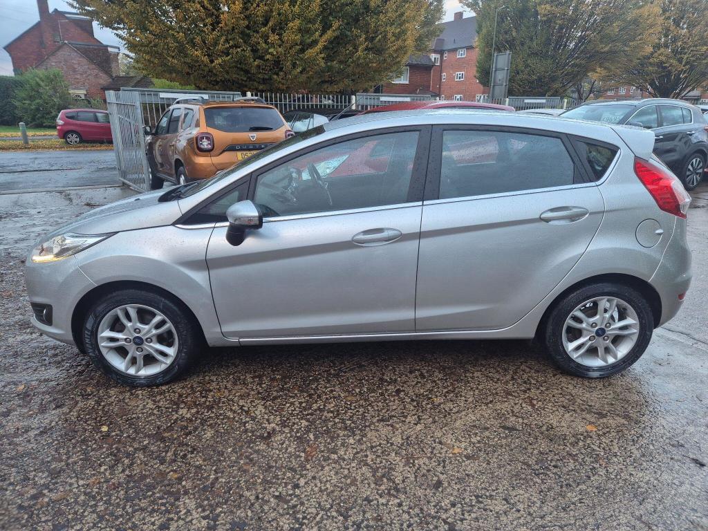 Used Ford Fiesta 2015 for sale - 77195620: Photo 11