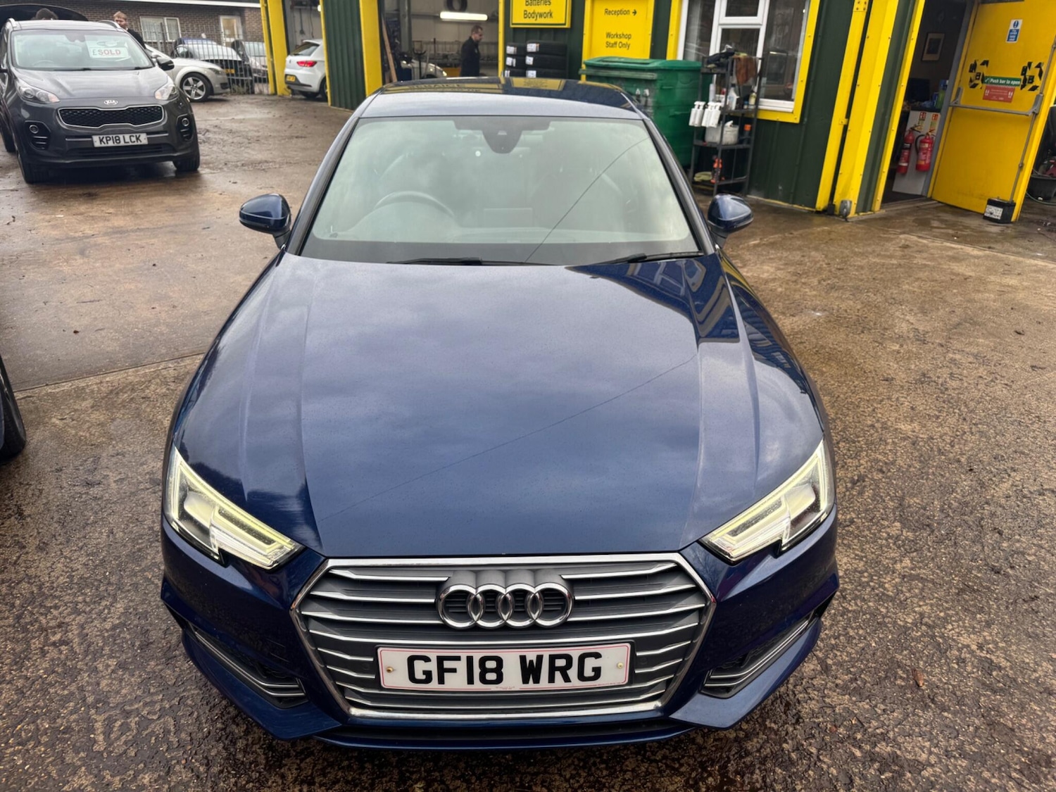 Used Audi A4 2018 for sale - 76787826: Photo 2