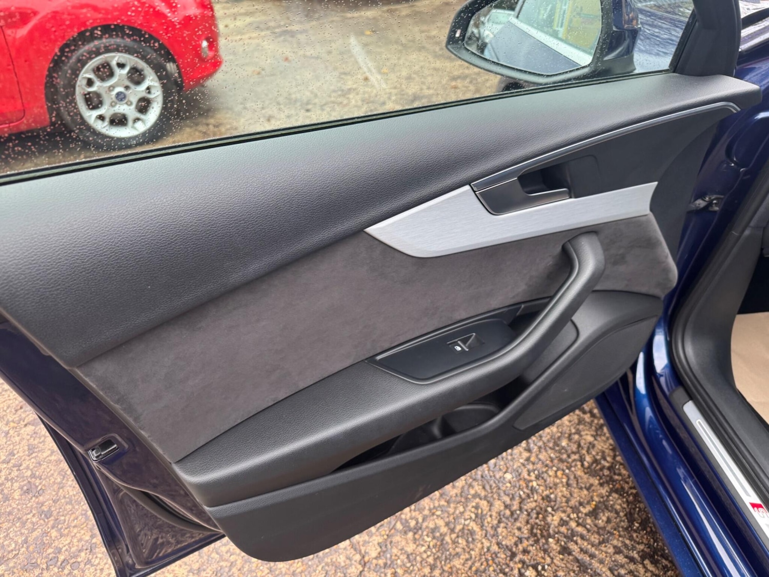 Used Audi A4 2018 for sale - 76787826: Photo 25