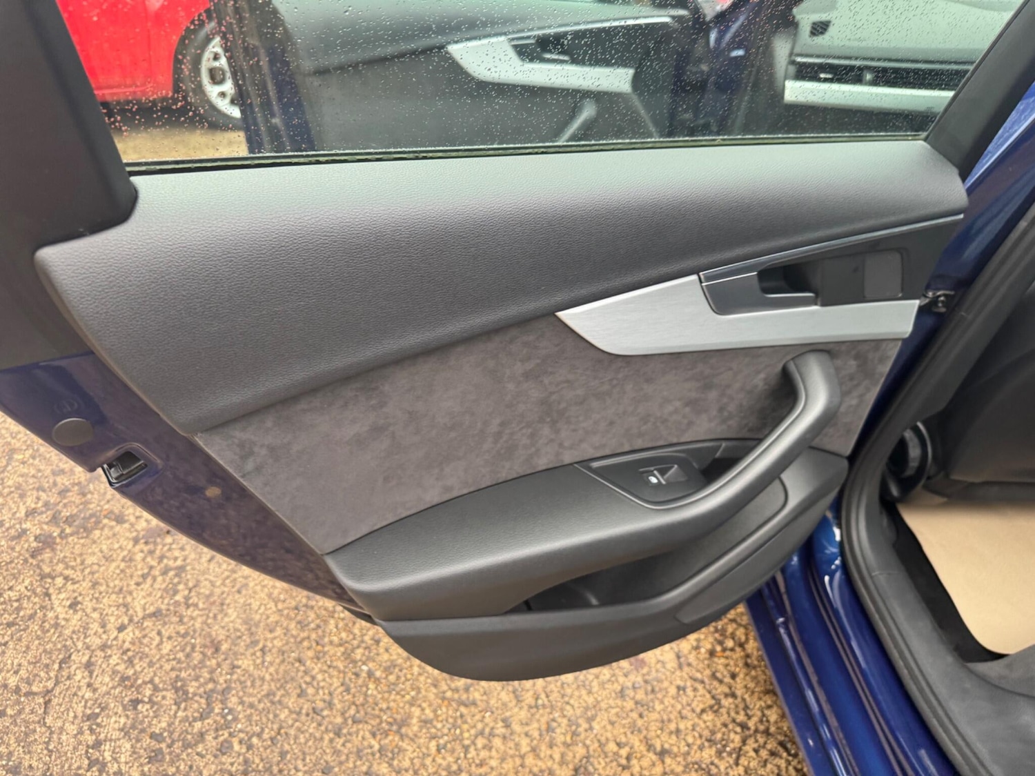 Used Audi A4 2018 for sale - 76787826: Photo 26