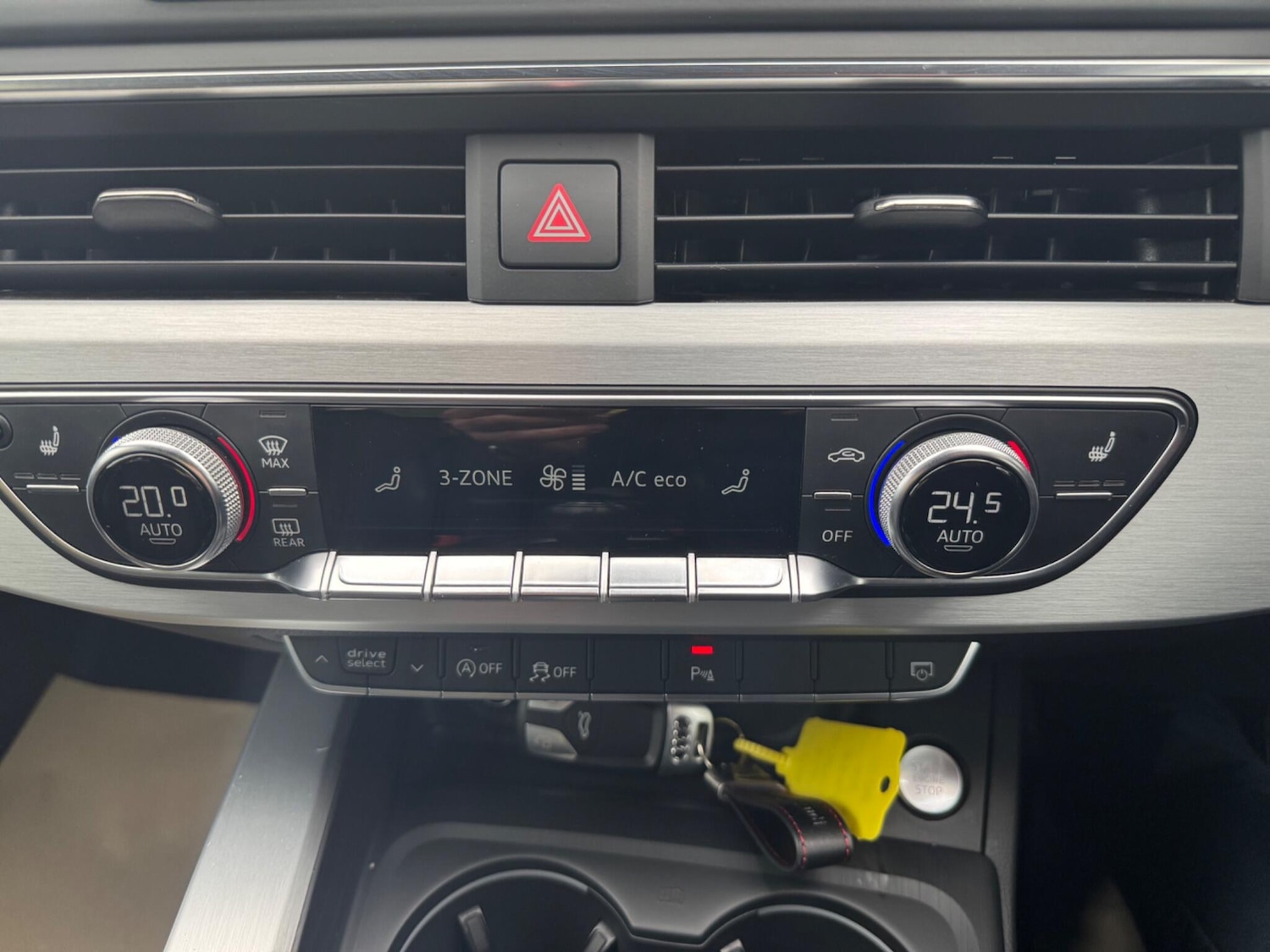 Used Audi A4 2018 for sale - 76787826: Photo 43