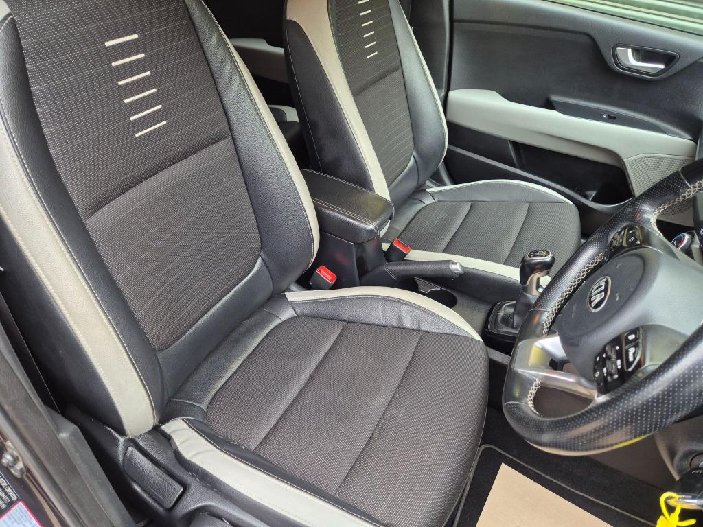 Used Kia Stonic 2019 for sale - 77650229: Photo 16