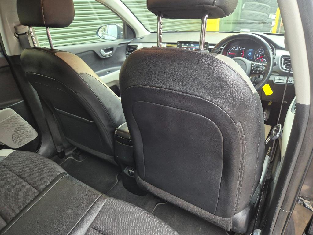 Used Kia Stonic 2019 for sale - 77650229: Photo 33
