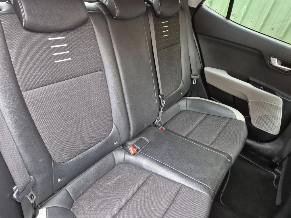 Used Kia Stonic 2019 for sale - 77650229: Photo 34