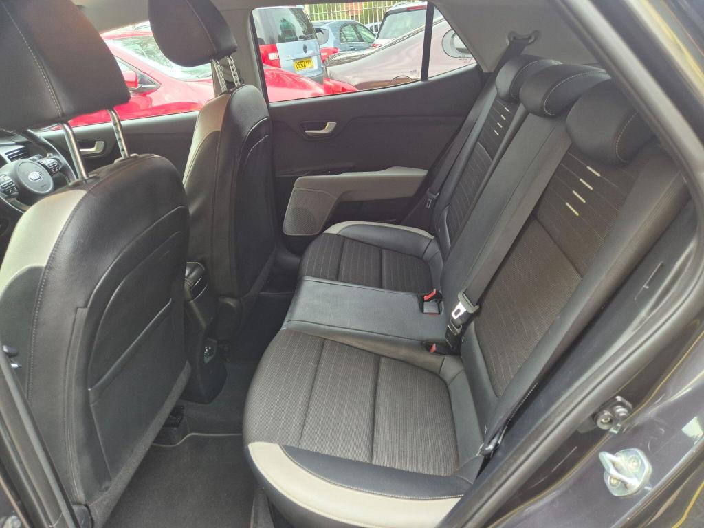 Used Kia Stonic 2019 for sale - 77650229: Photo 38